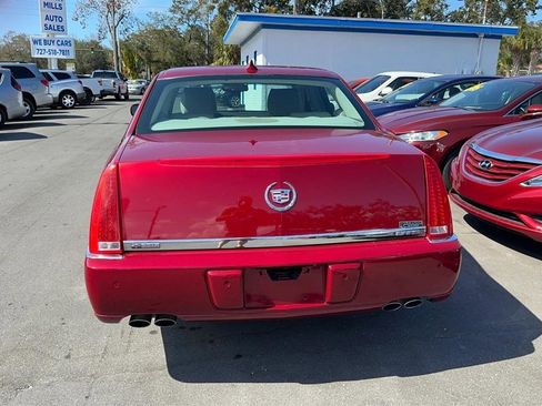 Used 2011 Cadillac DTS Luxury image 6