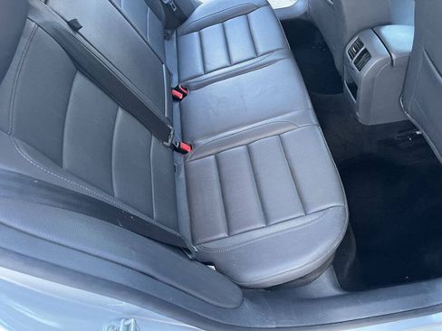 Used 2009 Volkswagen Jetta SEL FWD image 18