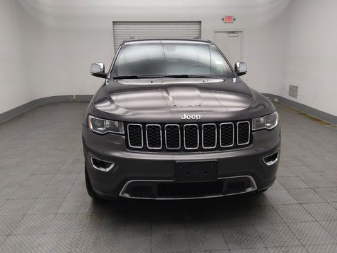 Used 2017 Jeep Grand Cherokee Limited image 14