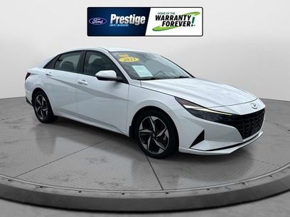 Used 2023 Hyundai Elantra SEL w/ Convenience Package