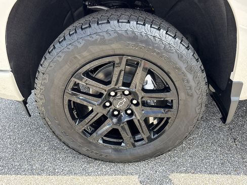 New 2026 Chevrolet Silverado 1500 RST AWD/4WD image 9