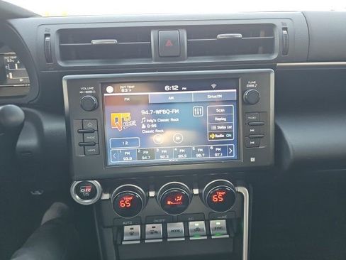 Used 2023 Toyota GR86 Premium image 35