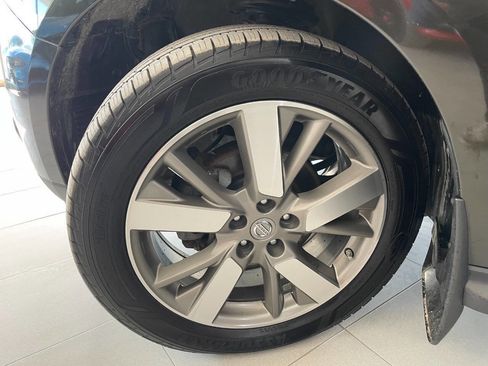 Used 2015 Nissan Pathfinder Platinum image 12