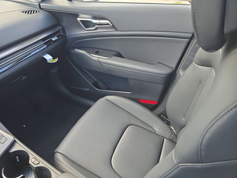 New 2026 Kia Sportage EX AWD/4WD image 16