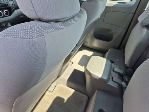 Used 2009 Toyota Tacoma 4x4 Access Cab V6 image 18