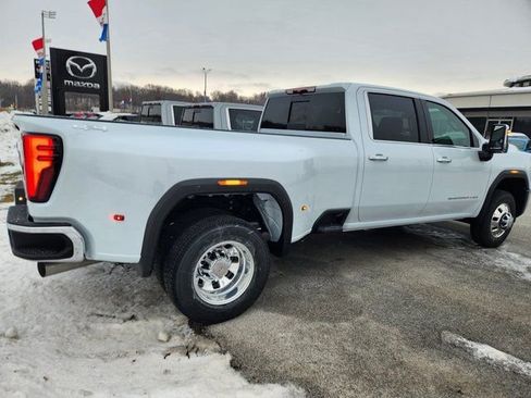 New 2026 GMC Sierra 3500 SLT AWD/4WD image 3