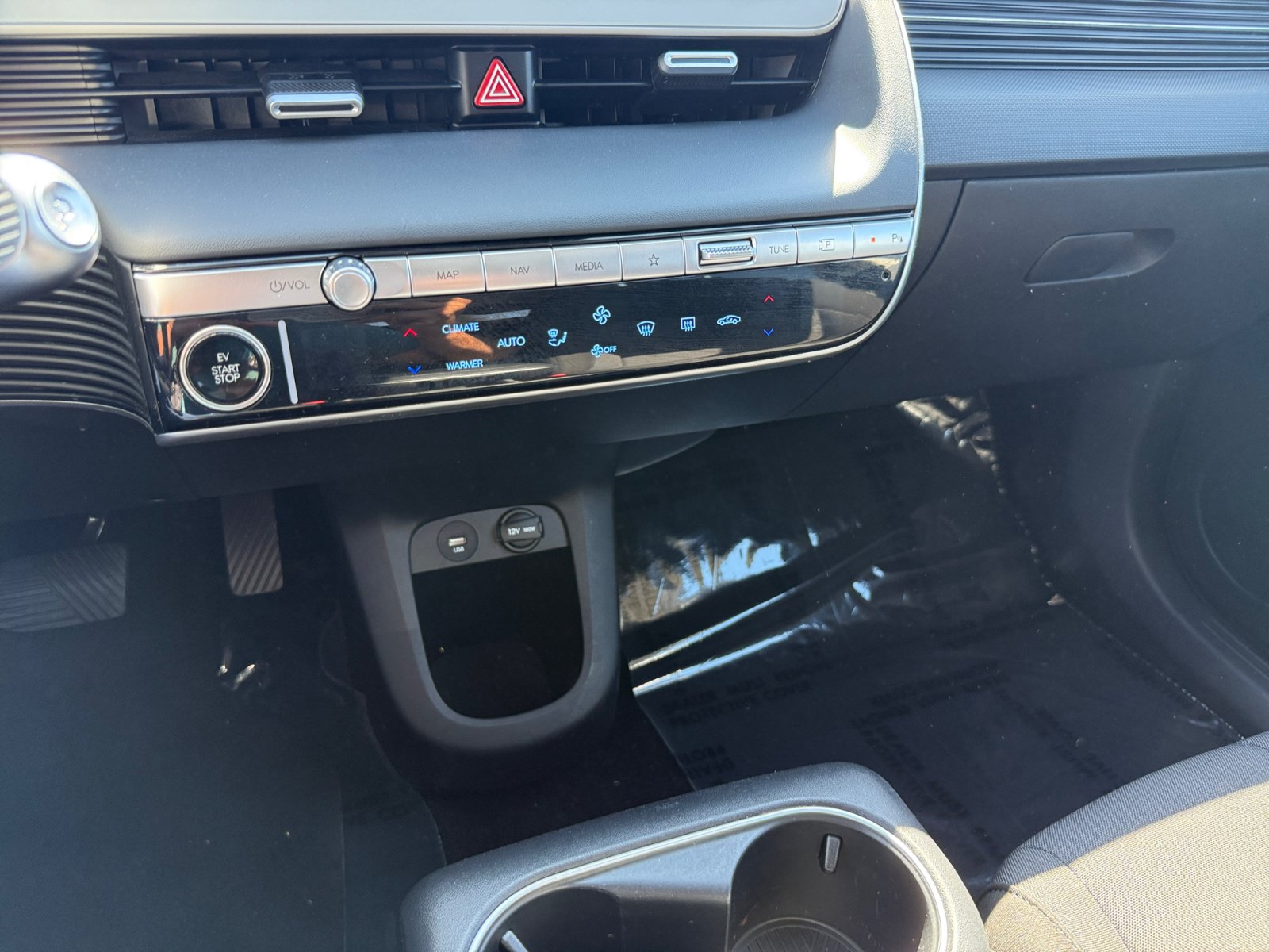 Certified 2024 Hyundai Ioniq 5 SEL RWD image 13