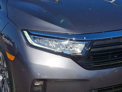 Used 2024 Honda Odyssey EX-L image 9