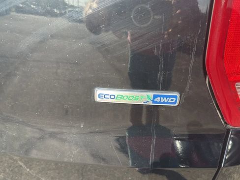 Used 2018 Ford Explorer Platinum image 7