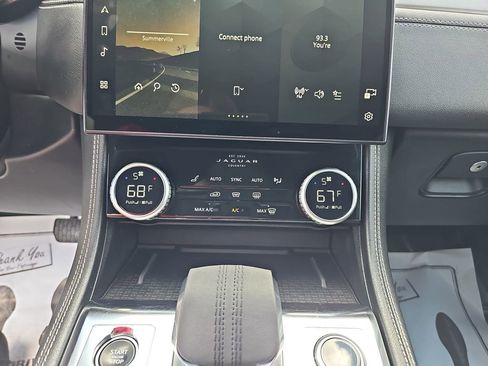 Used 2024 Jaguar F-PACE R-Dynamic S AWD/4WD image 29