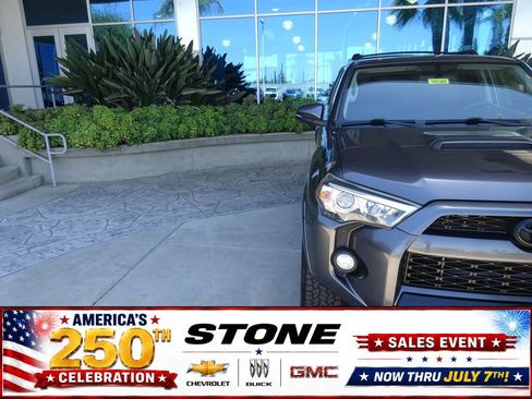Used 2019 Toyota 4Runner TRD Off-Road Premium AWD/4WD image 32