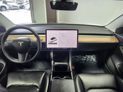Used 2020 Tesla Model 3 Long Range image 16