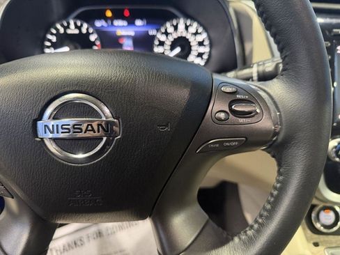 Used 2020 Nissan Murano SV AWD/4WD image 14