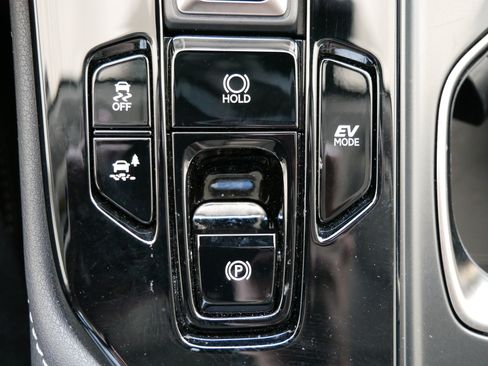 Certified 2025 Lexus NX 350h AWD w/ Accessory Package (2T) image 30