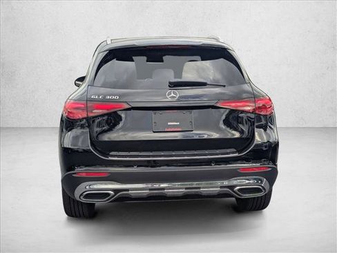 New 2026 Mercedes-Benz GLC 300 image 7