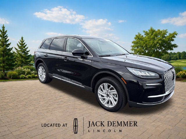 Used 2023 Lincoln Corsair AWD image 10