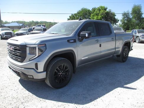 New 2026 GMC Sierra 1500 Elevation w/ Elevation Premium Package AWD/4WD image 11
