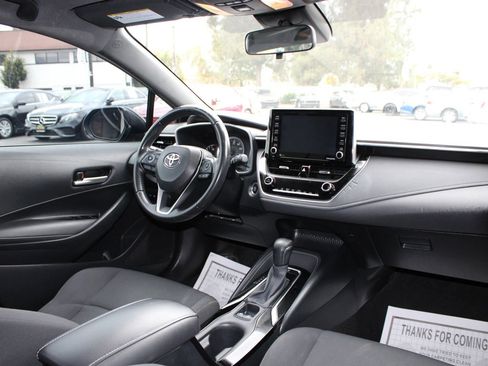 Used 2022 Toyota Corolla SE FWD image 18