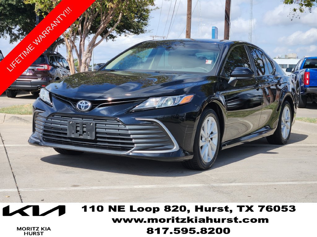 Used 2021 Toyota Camry LE FWD image 2