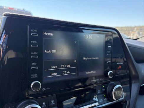 Certified 2021 Toyota Highlander XSE FWD image 19