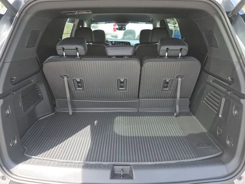New 2026 Chevrolet Traverse LT w/ Driver Confidence Package AWD/4WD image 19