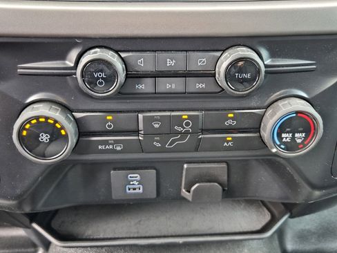 Used 2024 Ford F150 XL AWD/4WD image 18