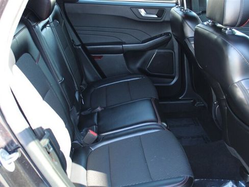 Used 2025 Ford Escape ST-Line Select AWD/4WD image 19