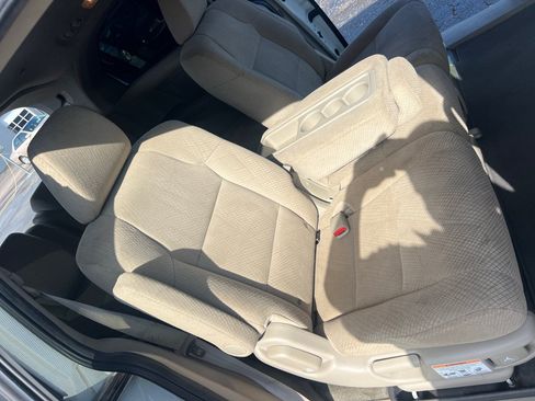 Used 2014 Honda Odyssey EX image 17