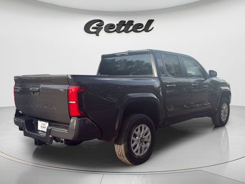 Used 2024 Toyota Tacoma SR5 RWD image 5