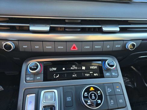 Used 2024 Hyundai Palisade Calligraphy image 33