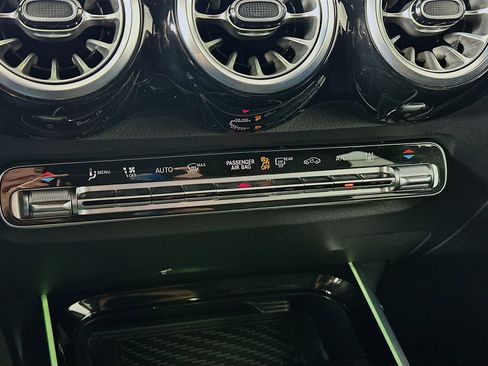 Used 2024 Mercedes-Benz EQB 250+ EQB 250+ image 24