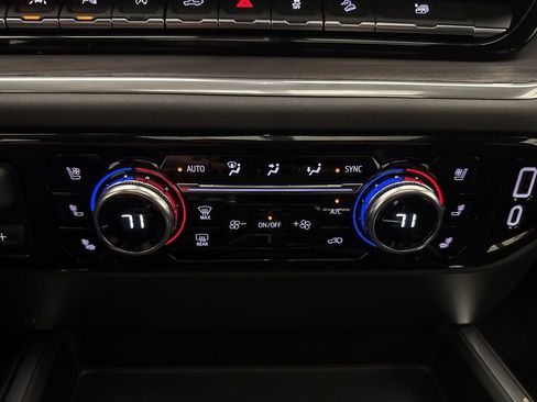 New 2026 GMC Sierra 1500 SLT w/ SLT Premium Plus Package image 47