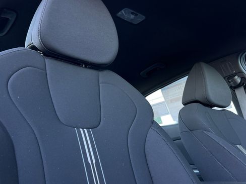 New 2025 Hyundai Elantra Sport image 17