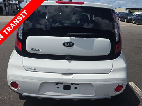 Used 2017 Kia Soul + FWD image 4