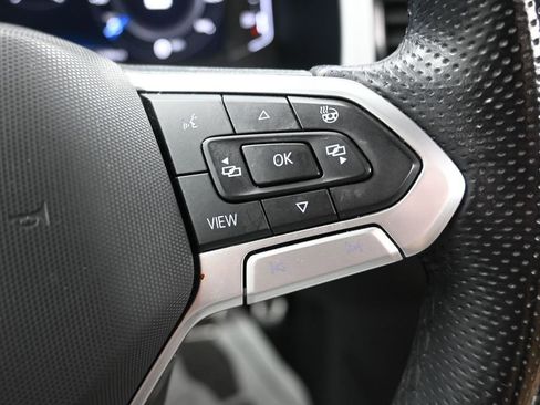Used 2022 Volkswagen Atlas Cross Sport SEL Premium R-Line AWD/4WD image 26