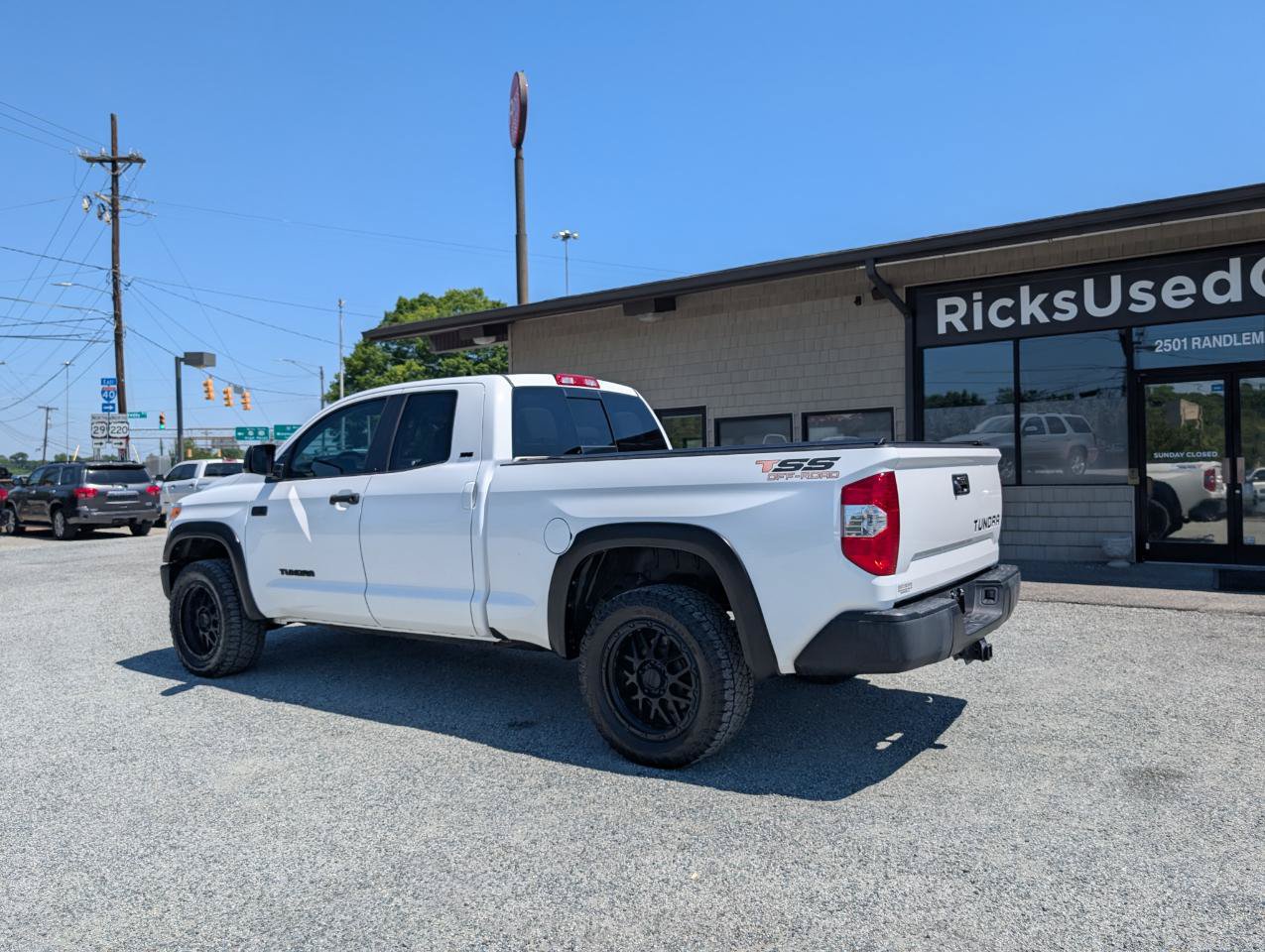 Used 2016 Toyota Tundra SR5 RWD image 9