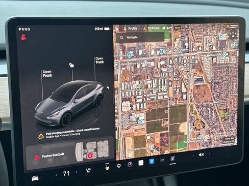 Used 2023 Tesla Model Y Performance image 16