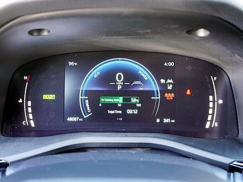 Used 2025 Toyota Camry SE FWD image 32