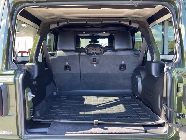 Used 2024 Jeep Wrangler Unlimited Rubicon AWD/4WD image 30