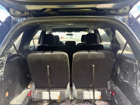 Used 2019 Ford Explorer XLT FWD image 15
