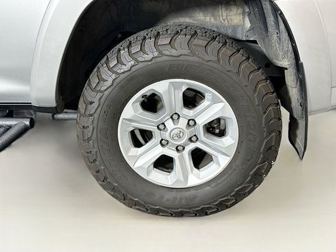 Used 2023 Toyota 4Runner SR5 Premium AWD/4WD image 11