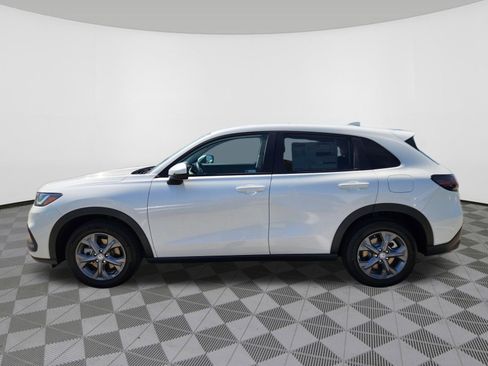 New 2026 Honda HR-V LX image 5