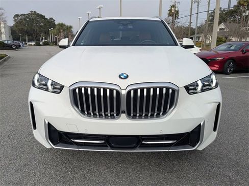 Used 2024 BMW X5 xDrive40i w/ Premium Package image 10