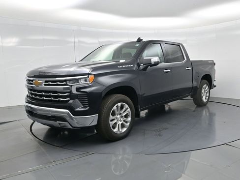 Used 2024 Chevrolet Silverado 1500 LTZ image 2