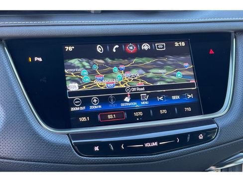 Used 2017 Cadillac XT5 Luxury w/ Driver Awareness Package image 30