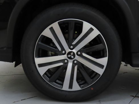 New 2025 Mitsubishi Outlander Sport SE image 24