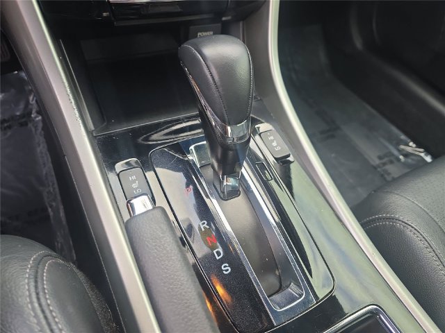 Used 2017 Honda Accord EX-L image 15