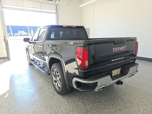 Used 2024 GMC Sierra 1500 SLT w/ SLT Premium Package image 3