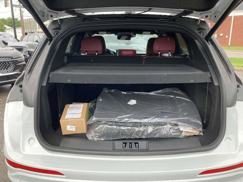 New 2025 Lincoln Corsair Reserve w/ Equipment Group 202A image 15