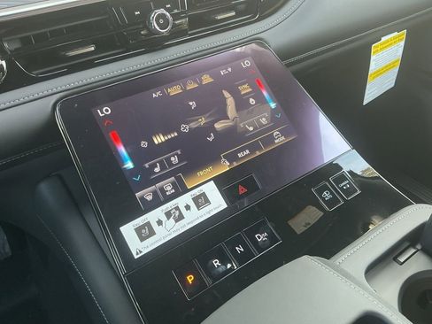 New 2026 INFINITI QX80 Autograph AWD/4WD image 13